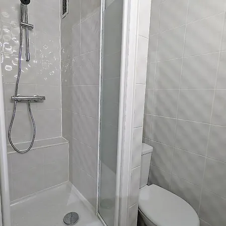 Avec Climatisation, Proche Golf Et Ile Des Loisirs * Agde
